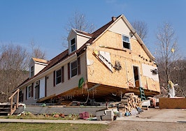 Risk of natural disaster doesn't seem to dent home prices, appreciation
