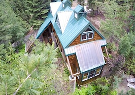 Luxury listing of the day: Unique 4-bedroom in the pines of Tahoma, Calif.