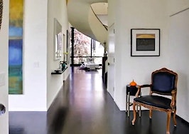 Listing video: Modern home designed with art in mind