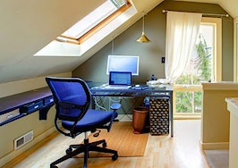A lovely home office space in a Seattle home