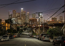 Seasonal impact of rent in Los Angeles