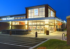 An Aldi's supermarket from outside