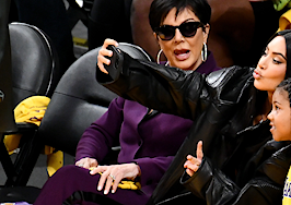 Kardashians, Kim Kardashian, selfie, Lakers, Kris Kardashian