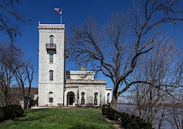 A castle on the banks of the Mississippi comes to market