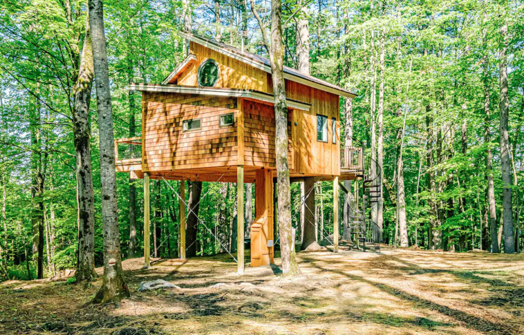 AirDNA acquires vacation property management software Uplisting