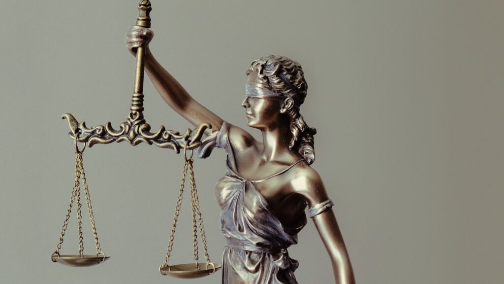 RE/MAX sues eXp Realty over recruitment, 'false advertising'