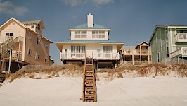 Demand for vacation homes plummeted in 2023