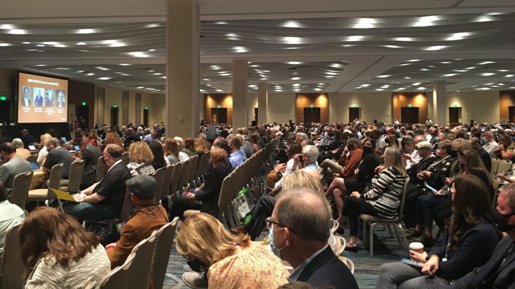 NAR approves display of buyer broker commissions