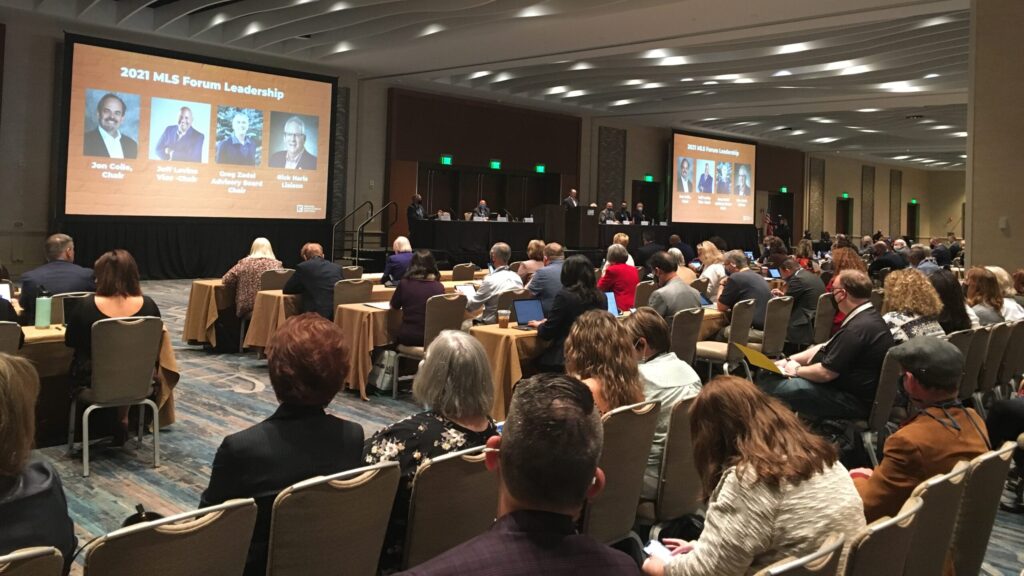 NAR buyer broker commission policy moves ahead after close vote