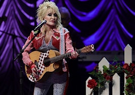 Dolly Parton retires tour bus, lists as vacation rental