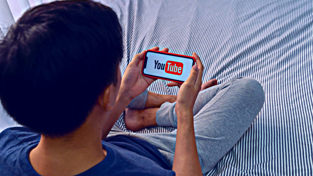 Find out how this LA agent pulls 80% of his clients from YouTube