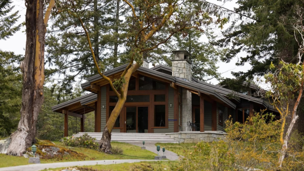 The island life: Key considerations when buying land on a private island