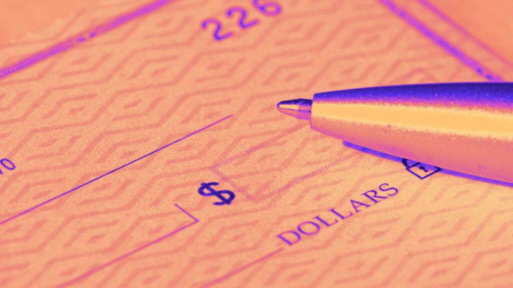 Man charged with threatening his agent over failed home transaction