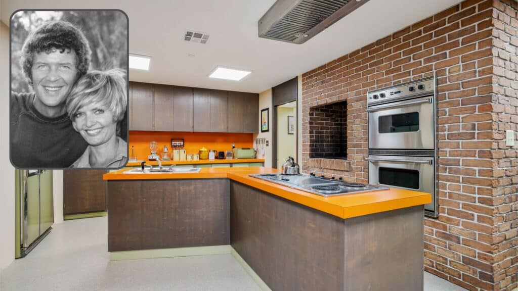 A story from 'The Brady Bunch' house: None of the appliances work