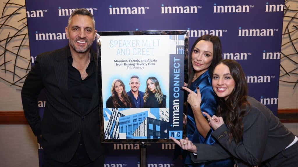 Mauricio Umansky survives week 1 of 'Dancing with the Stars'