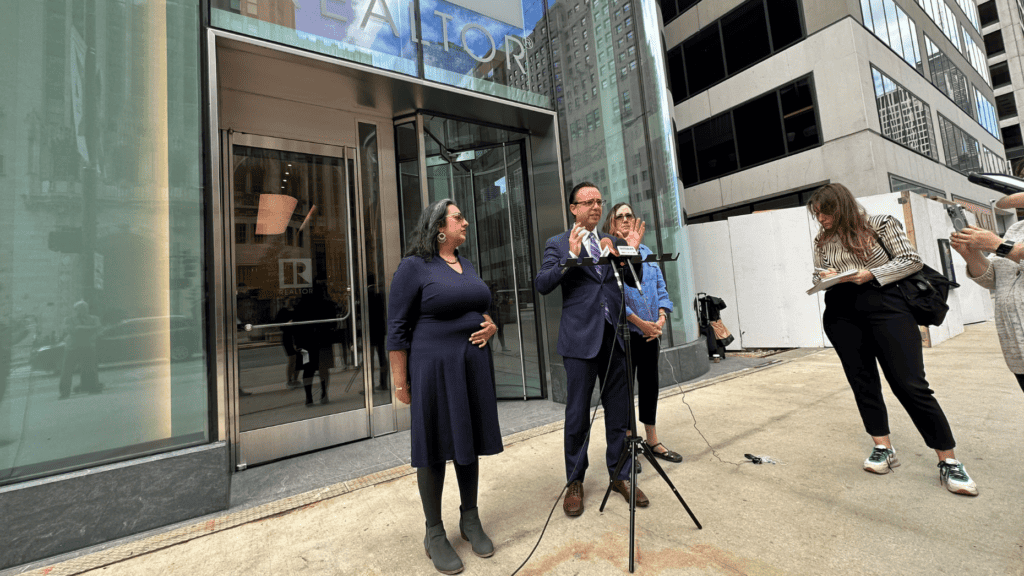 NAR loses 'Great Place to Work' distinction on heels of Chicago rally