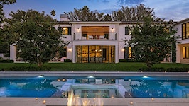 Beverly Hills spec mansion nets $30.1M in discounted sale