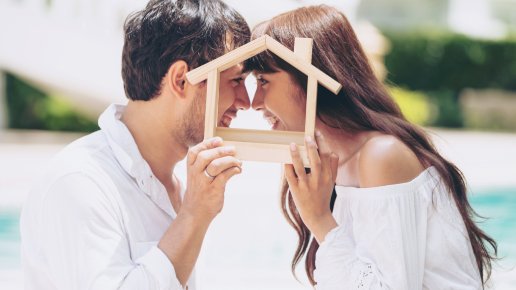 Homebuyers sit up and take notice as mortgage rates fall