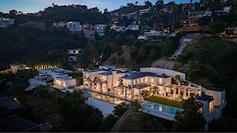 LA nets biggest deal yet this year at $62.8M for spec mansion