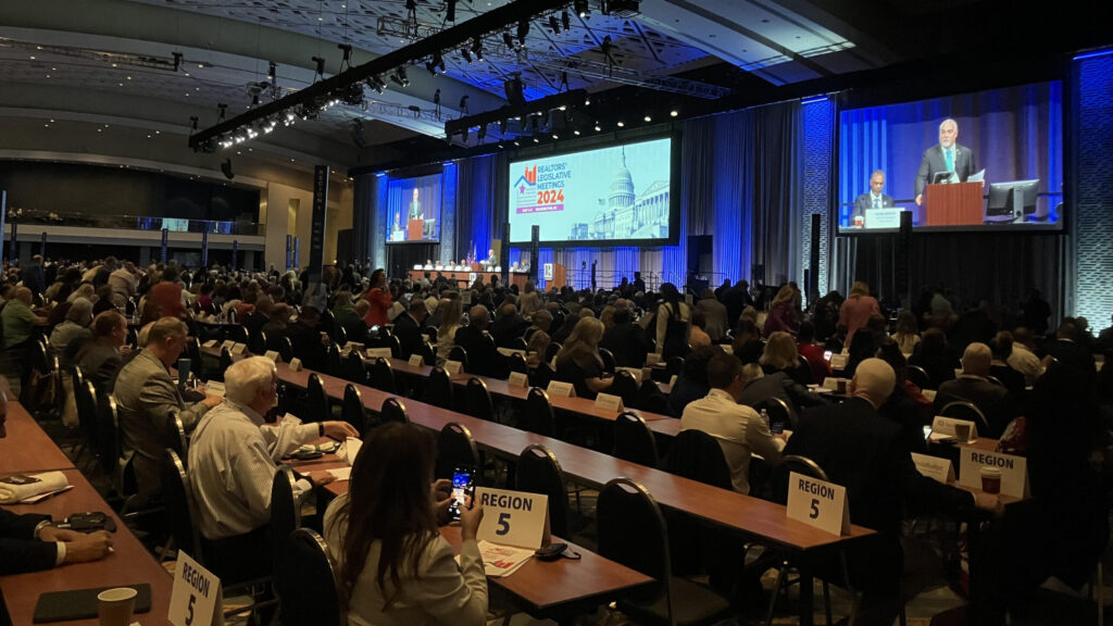 NAR board of directors votes to keep membership dues at $156